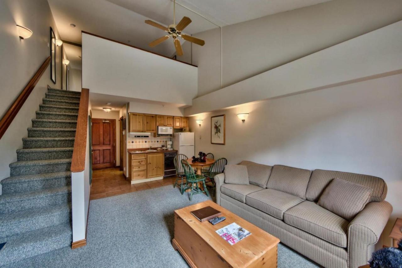 Hearthstone Lodge And Hotel By Bear Country Sun Peaks Eksteriør billede